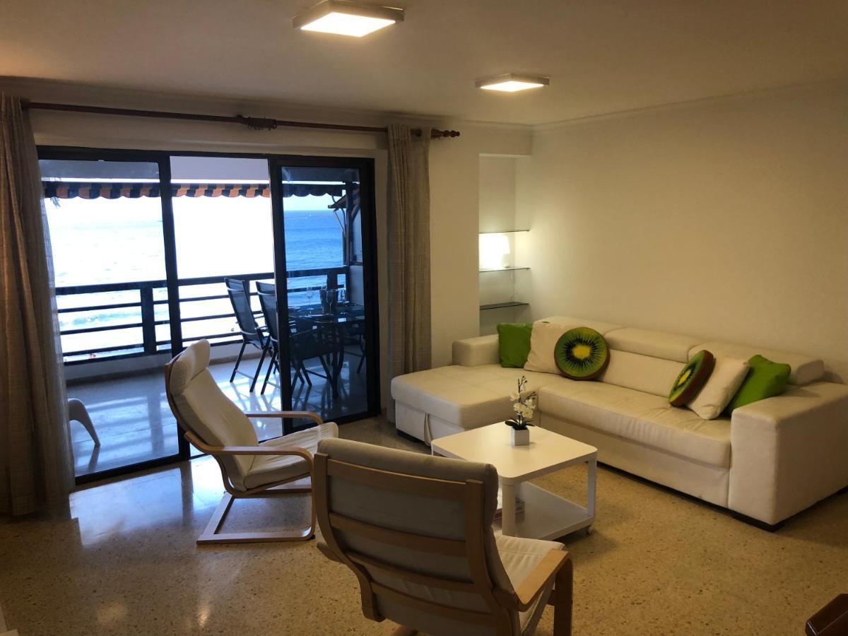 Espectacular En Primera Linea De La Playa Appartamento Telde