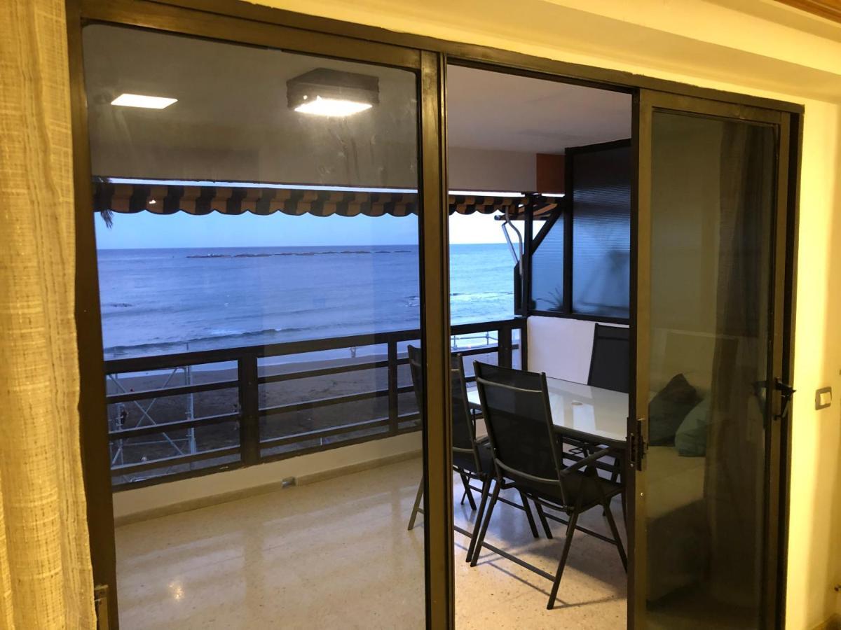 Espectacular En Primera Línea De La Playa Apartamento